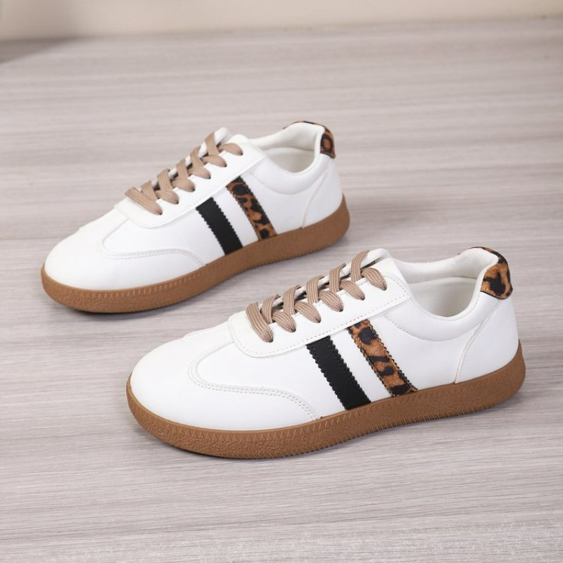Dames sneakers met veters, wit - Outdoor Sports Shoes recensie en prijs